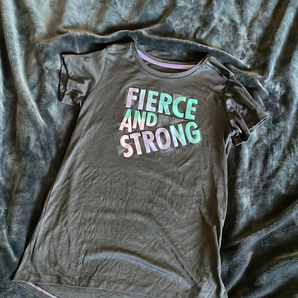 Girls dry wick tshirt